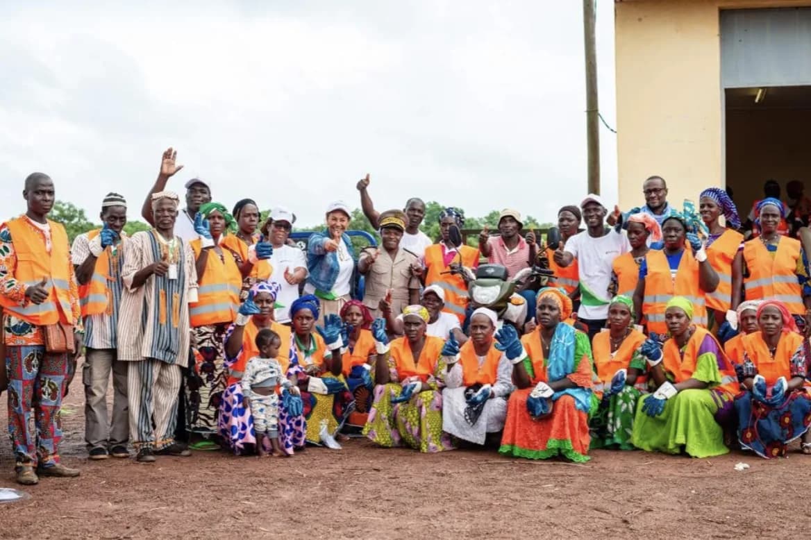 Rencontre de terrain avec des bénéficiaires et partenaires de KARIFEMME